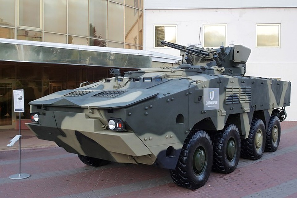 Украинский бронетранспортер БТР-4