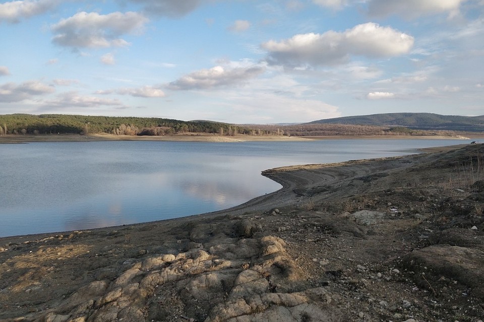 У Симферопольского водохранилища очень низкая наполняемость.