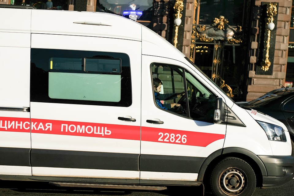 Жителю Выборга вогнали пластиковый нож в прямую кишку, вспоров живот