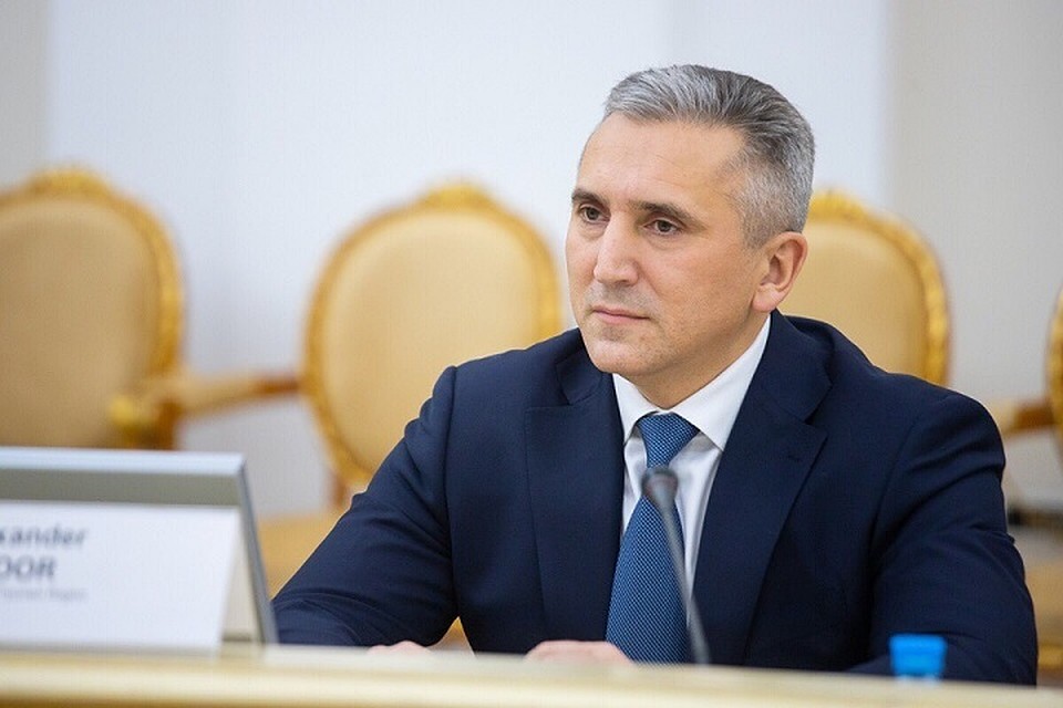 Александр Моор провёл прямой эфир о профилактике коронавируса в Тюменской области