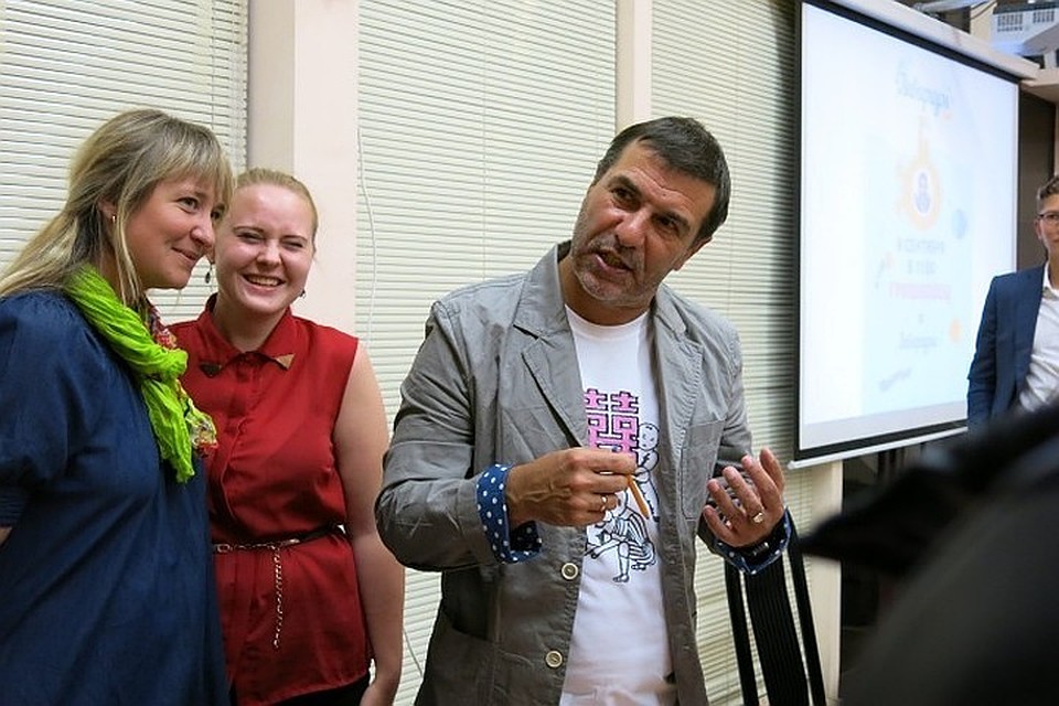 Писатель Евгений Гришковец.