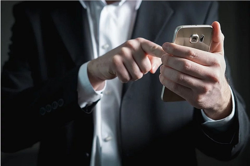 В Надыме сотрудник ТЦ украл у коллеги телефон Фото: pixabay.com
