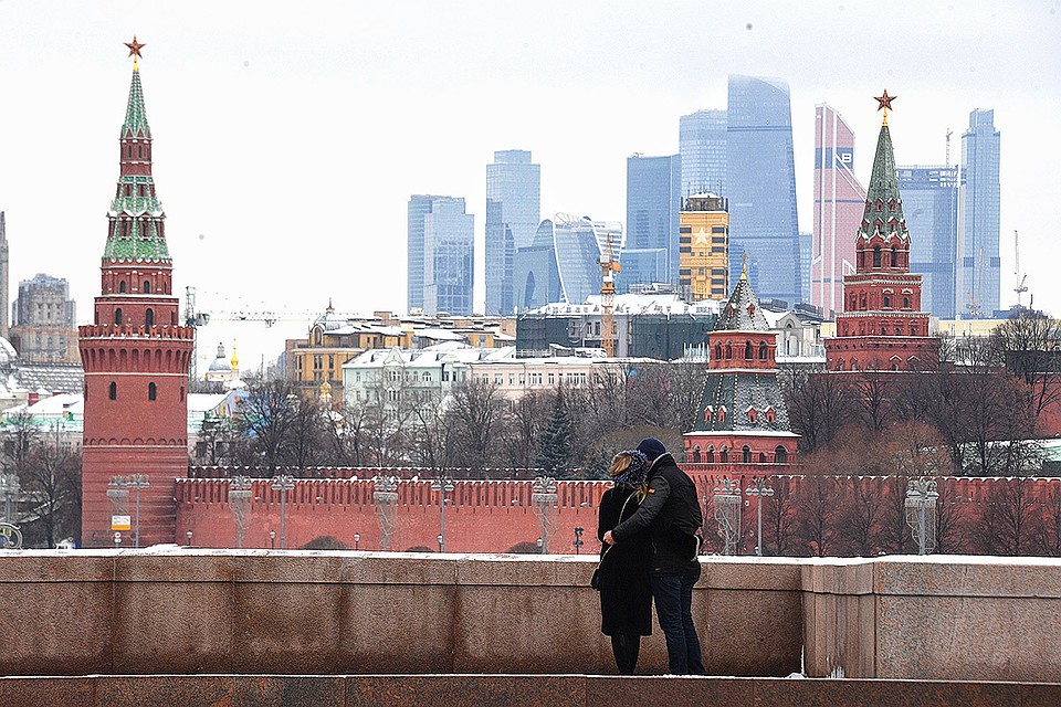 Москва. Вид на международный деловой центр `Москва-Сити`.