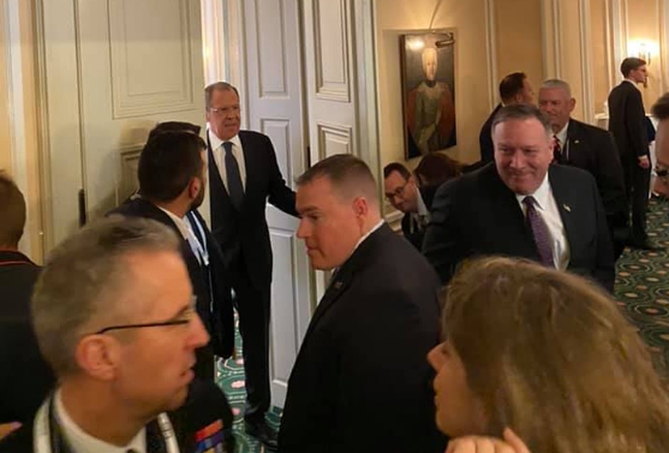 «Good luck»: Захарова рассказала о встрече Помпео и Лаврова