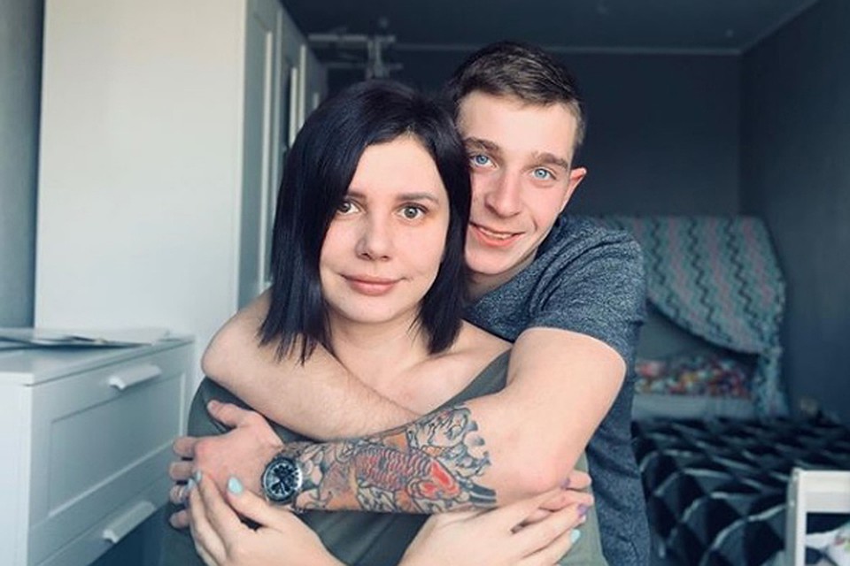 35-летняя Марина и ее 20-летний пасынок Вова. Фото: instagram.com/marina_balmasheva/