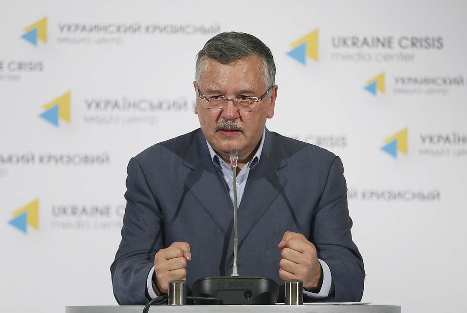 Экс-министр обороны Украины Анатолий Гриценко. Фото ИТАР-ТАСС Зураб Джавахадзе