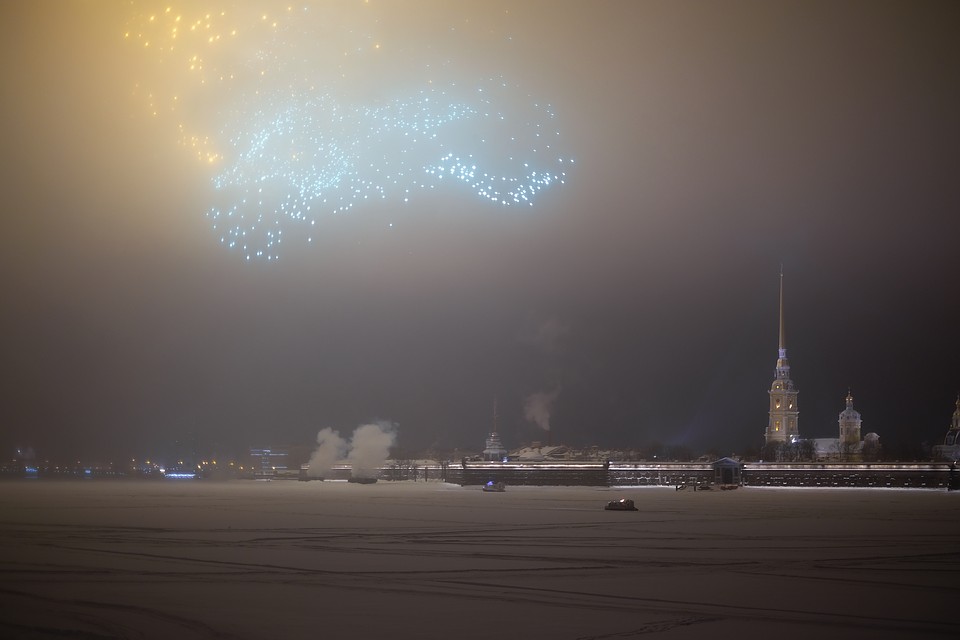 В честь 23 февраля в Петербурге прогремит салют.