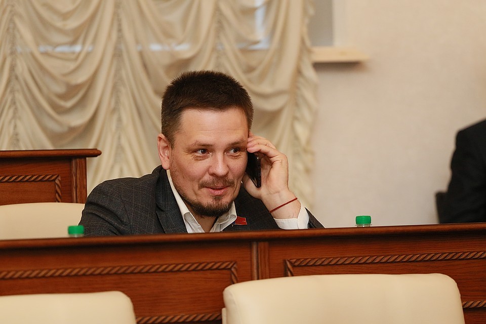 Андрей Волков осужден за растрату