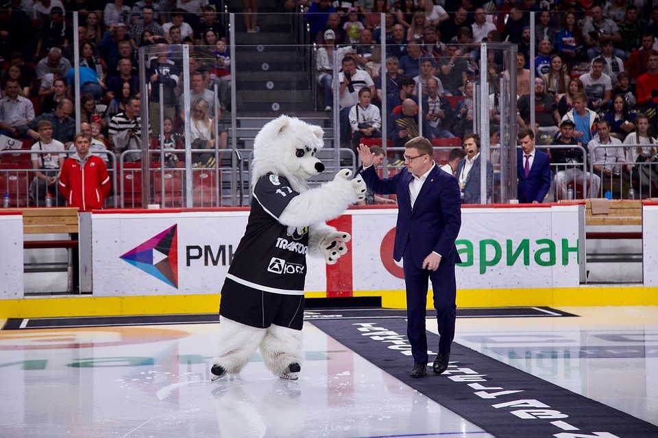 Алексей Текслер — президент ХК «Трактор». Фото: gubernator74.ru.