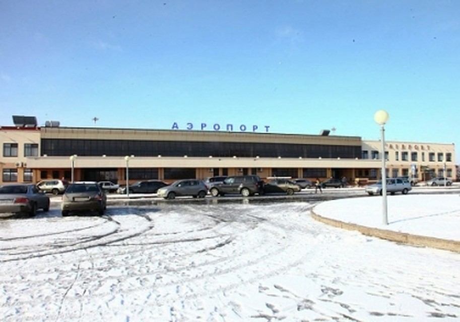 По факту экстренной посадки самолета в Тюмени проводится проверка. Фото предоставлено Уральским следственным управлением на транспорте СК РФ.