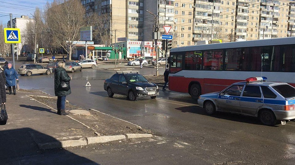 Авария в Солнечном. Сбили женщину с тремя детьми