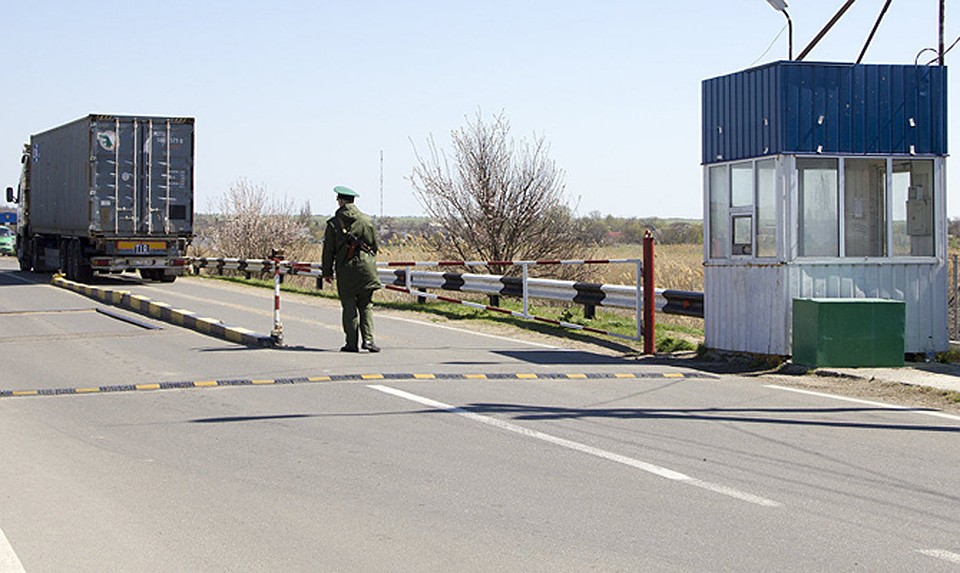 Украина приняла решение закрыть часть КПП.