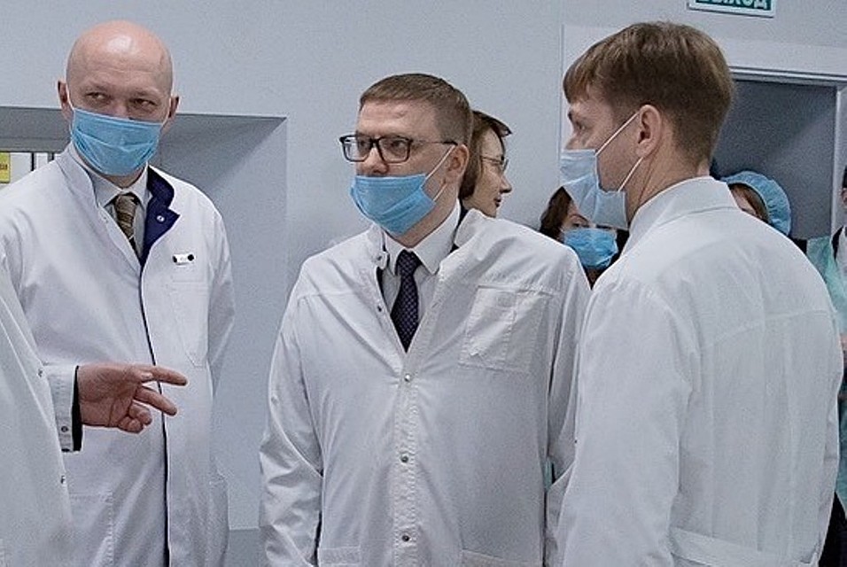 Губернатор Алексей Текслер предложил метод ликвидации дефицита медицинских масок. Фото: instagram.com/alexeytexler.official
