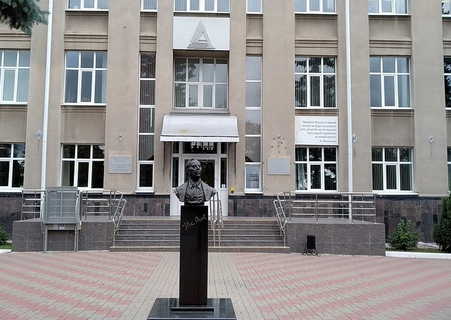 Библиотека имени Н.Н. Асеева организует виртуальные выставки