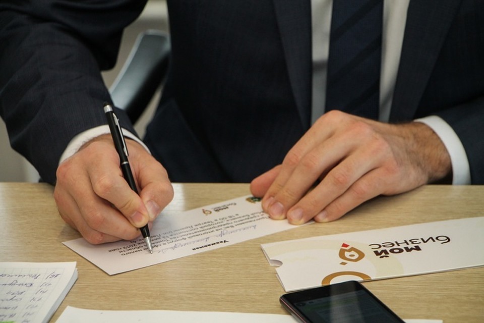 Власти предлагают отсрочку платежей, предоставление микрозаймов и бесплатные консультации.