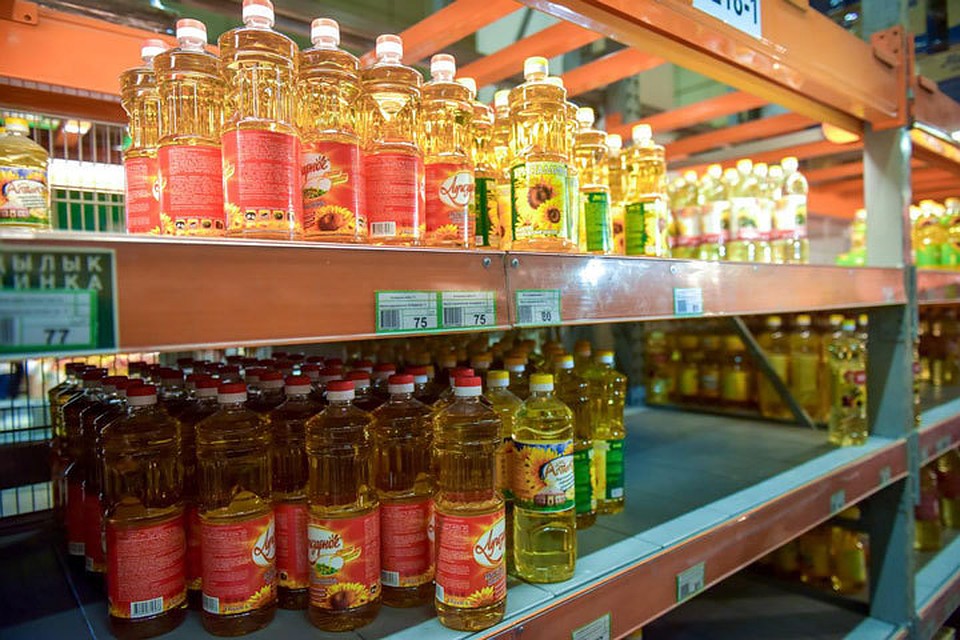 Поставщики продуктов питания столкнулись с запретом на передвижение в столице.