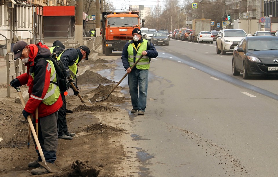 В Твери продолжается уборка и дезинфекция улиц Фото: администрация Твери