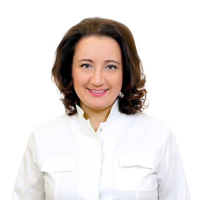 Дина Наилевна Гафурова, заведующая акушерско-гинекологическим отделением клиники «Источник», врач акушер-гинеколог, к.м.н.