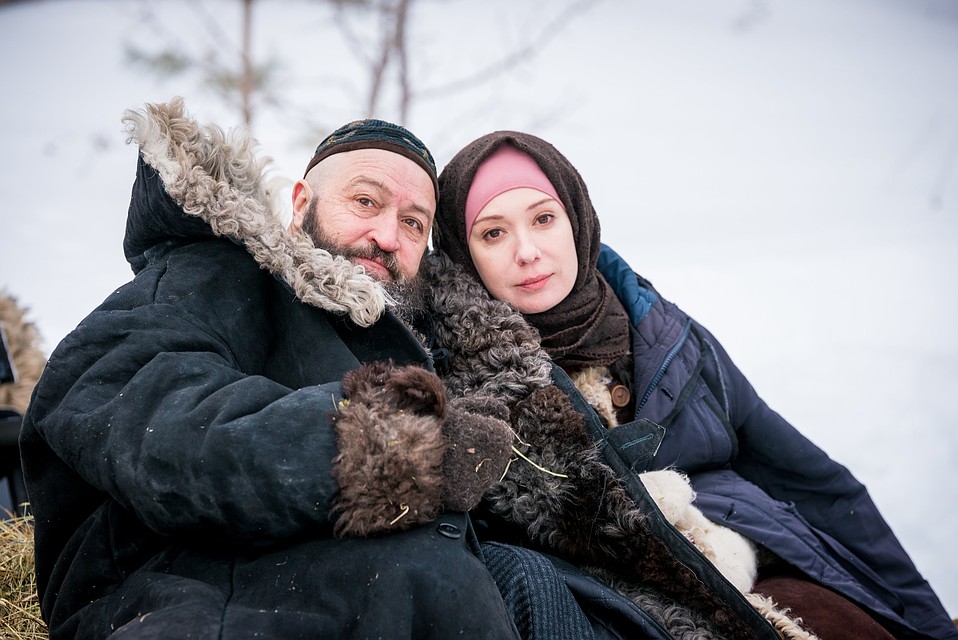Чулпан Хаматова на съемках проекта «Зулейха открывает глаза». Фото — канал «Россия1».