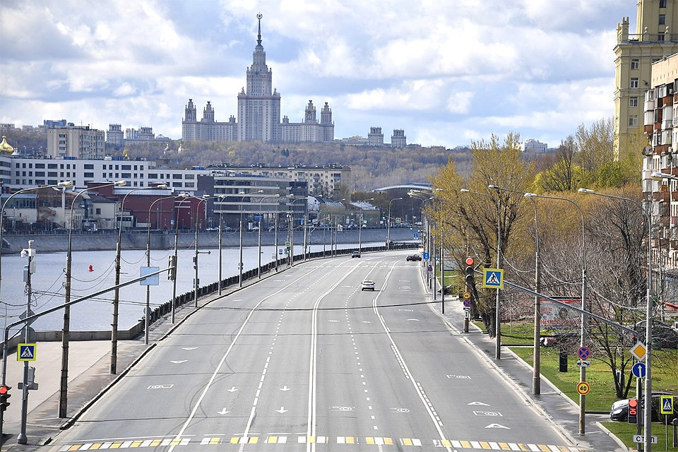 Синоптики пообещали теплую погоду на первую неделю мая в Москве.