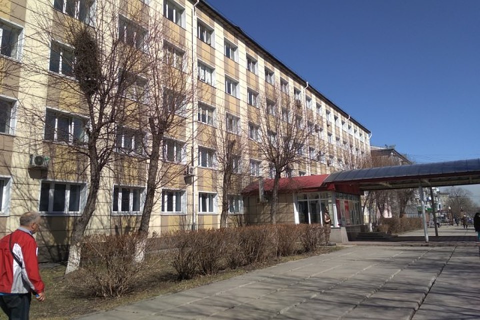 Врачи заразились коронавирусом от пациента в Новокузнецке
