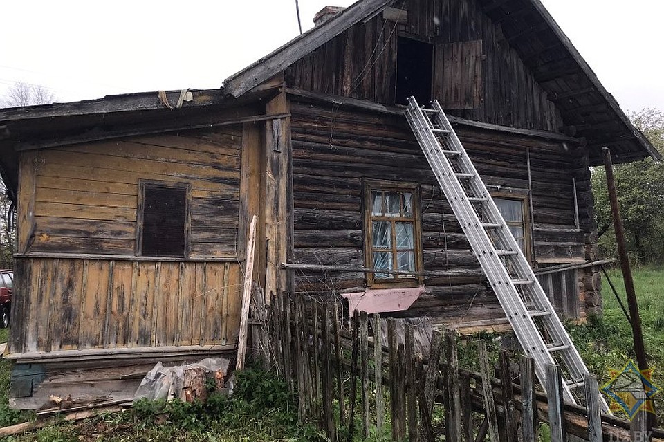 Когда сотрудники МЧС приехали к месту вызова пожар был уже потушен. Фото 112.by