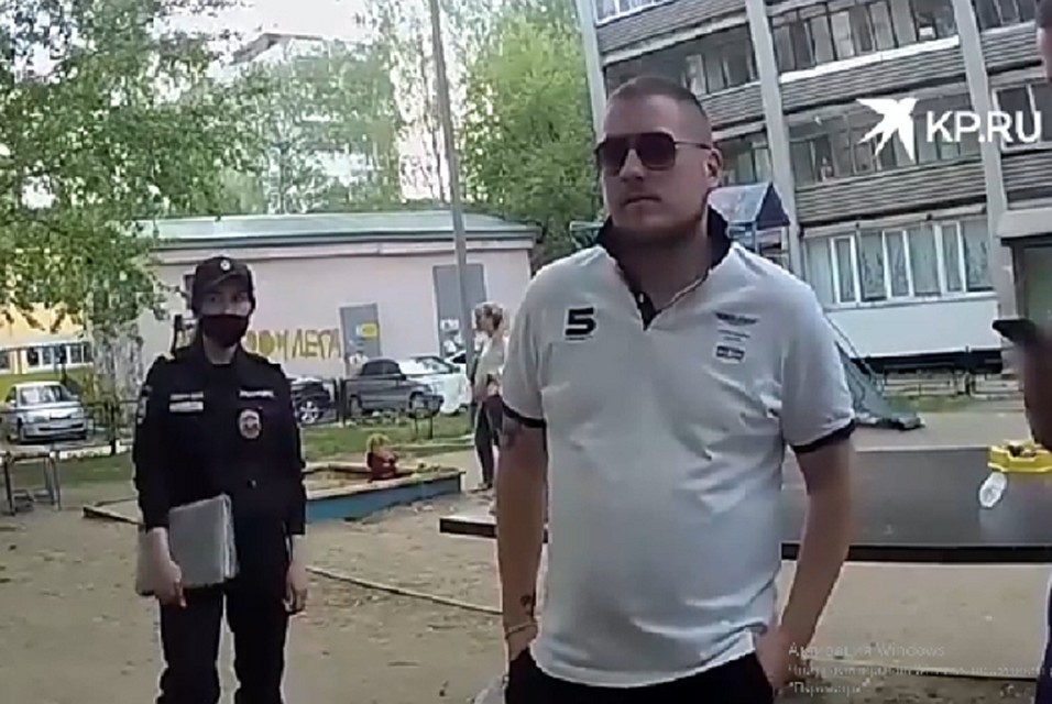 Уголовное дело завели на этого жителя Уралмаша. Фото: скриншот видео