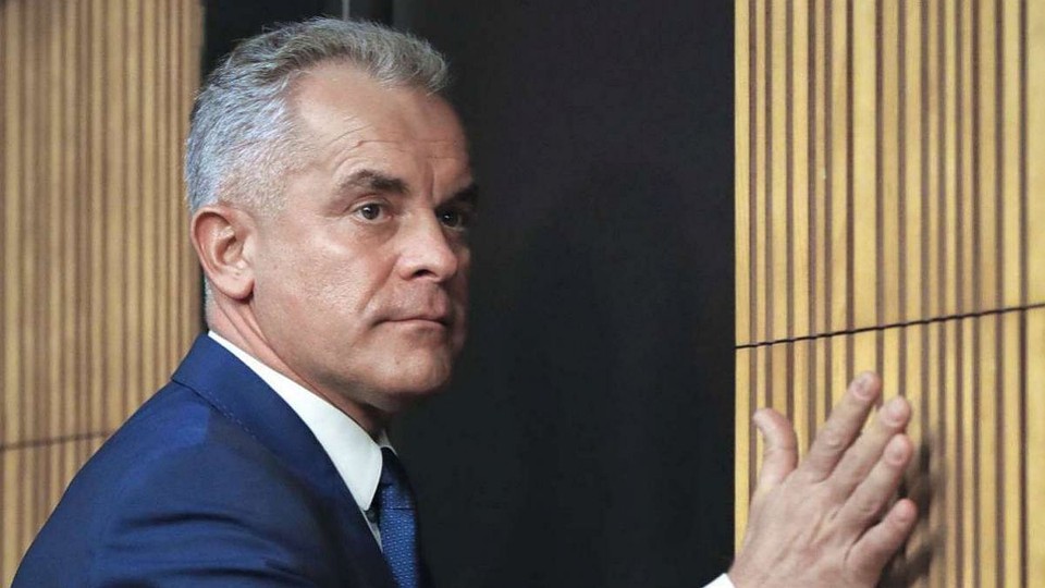 Бывший лидер демократов Влад Плахотнюк будет обвинен в мошенничестве, отмывании денег и участии в организованной преступной группе