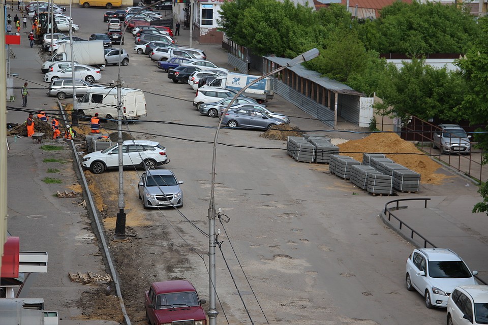 На Державинской сделают новую дорогу, тротуары и бордюры