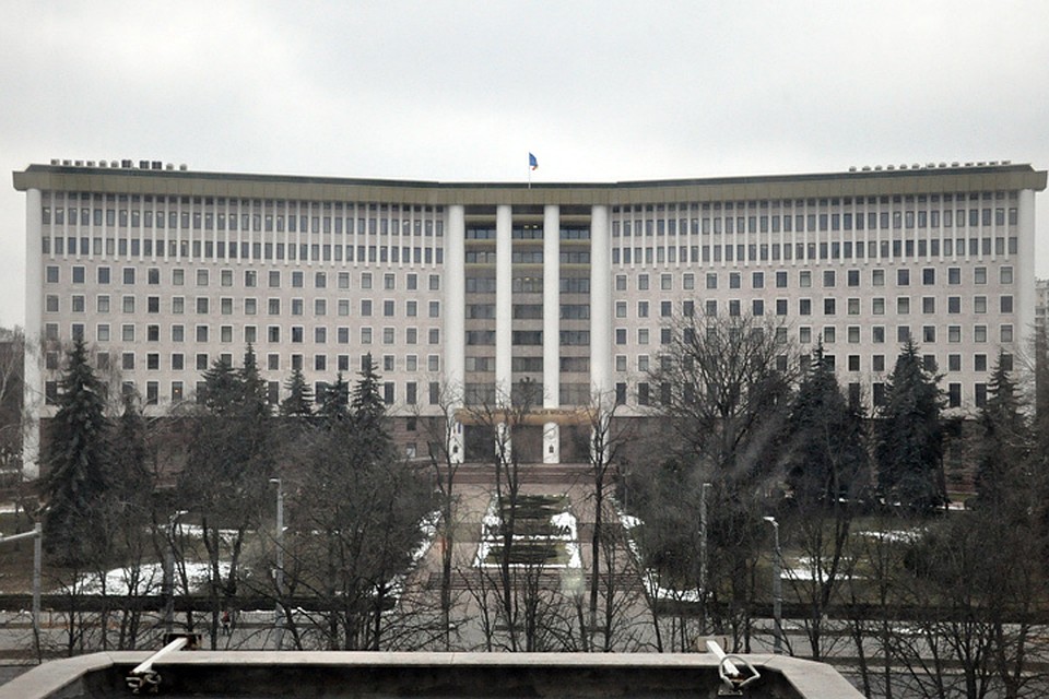 Депутаты парламента сдадут тест на коронавирус на следующей неделе.