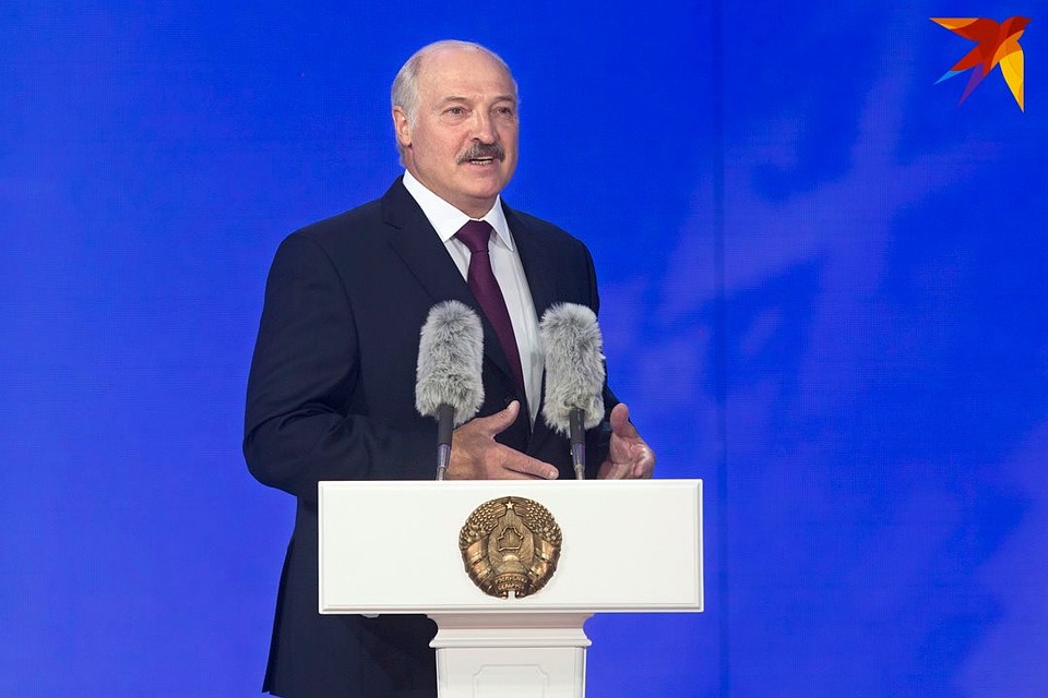 Александр Лукашенко связал открытие мировых рынков с быстрым восстановление экономики Беларуси.
