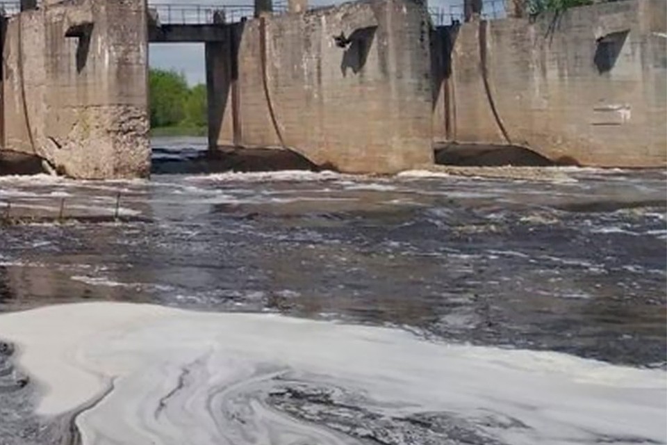 Место поисков девочек на реке Утроя.