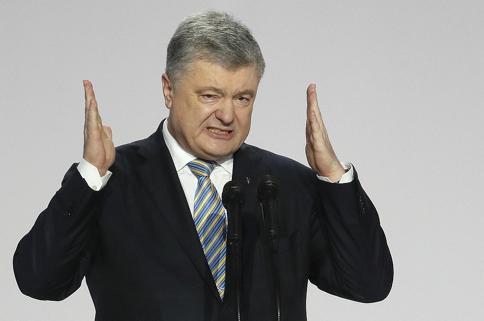 Суд арестовал картины русских художников из частной коллекции Порошенко
