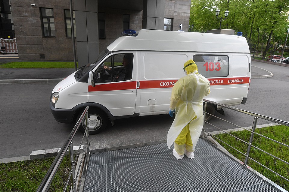 Как сообщают в Оперативном штабе Москвы по COVID-2019, около 85% новых заболевших - моложе 65 лет