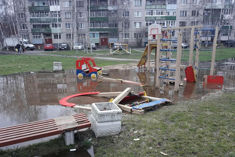 В регионе проверят три тысячи детских площадок