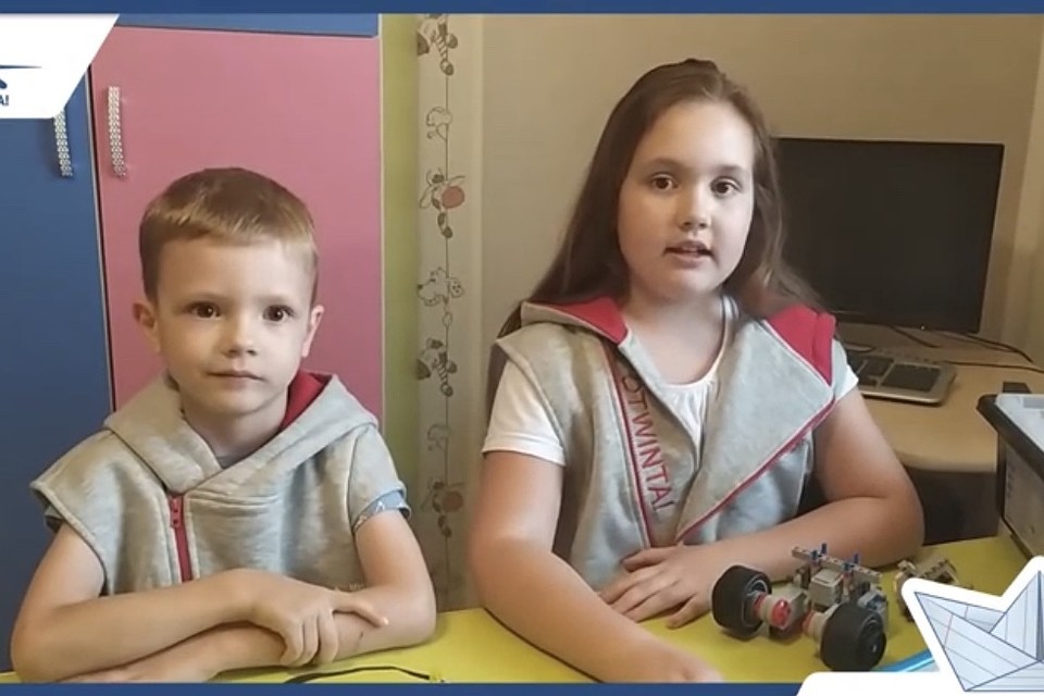 Брат с сестрой поддержали передачу «Лучше всех». Фото: фестиваль «От Винта!»