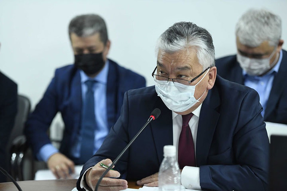 Министр здравоохранения призвал не заниматься самолечением и сразу обращаться за помощью к медикам.