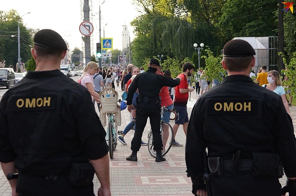 Глава МВД высказался об акциях солидарности и поведении милиции