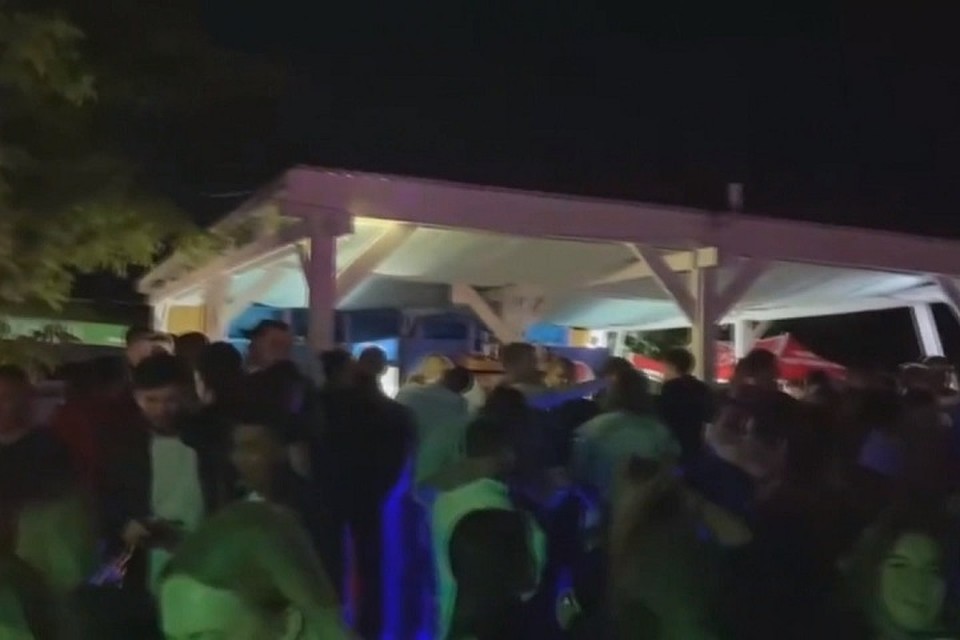 Вечеринка вызвала негодование у жителей города