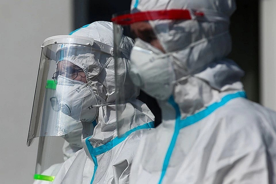 Многие люди мира не хотят соблюдать режим ограничений, связанные с коронавирусом