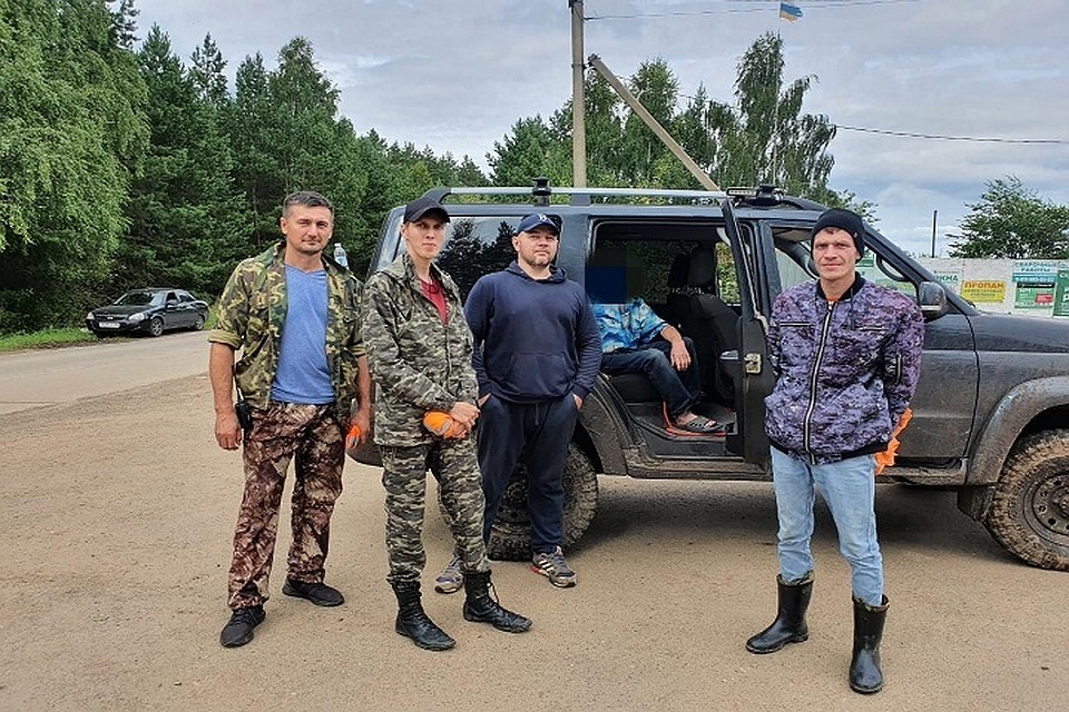 Волонтеры разыскали грибника.