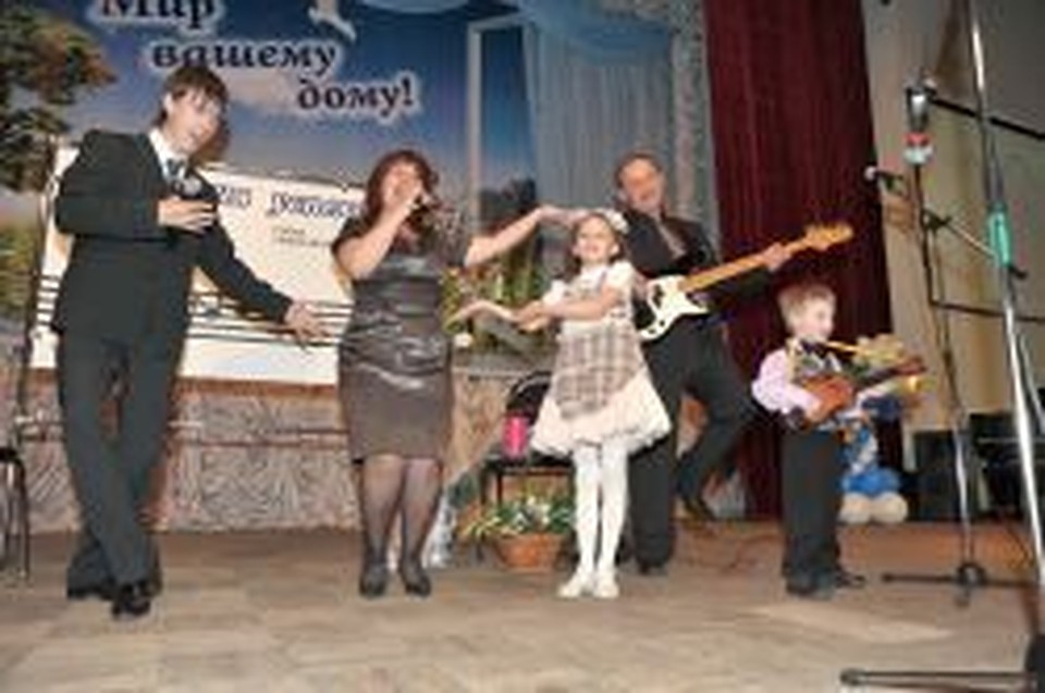 Семья из Бессоновского района будет бороться за звание лучшей.