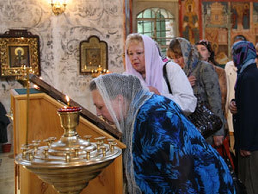 Православные отмечают большой праздник - Введение в храм Пресвятой Богородицы.
