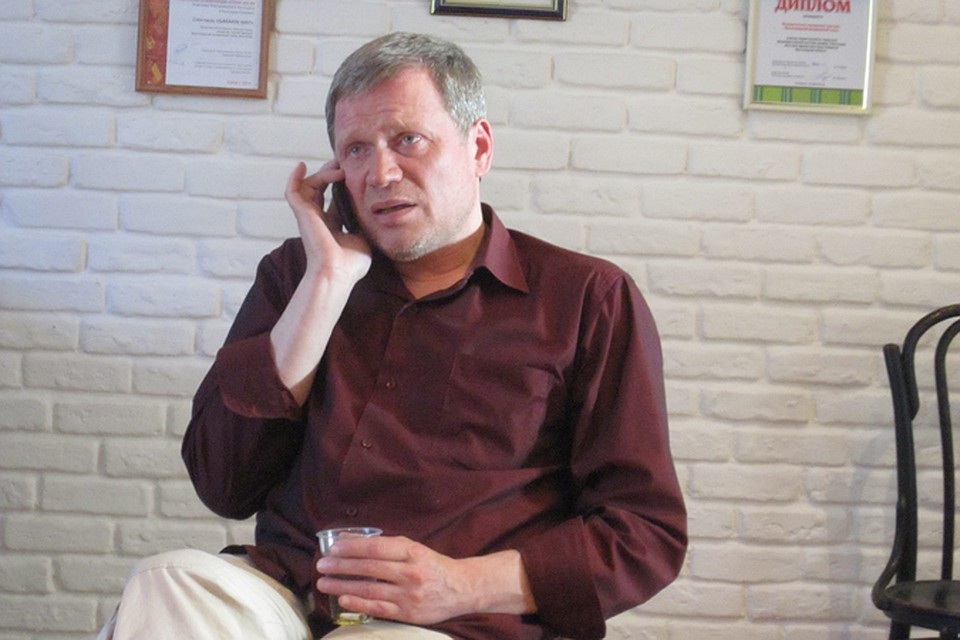 Алексей Серов организовал новый театр.
