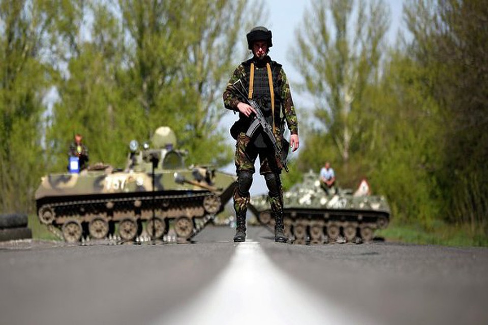 Славянск полностью блокирован, заявляют в самообороне