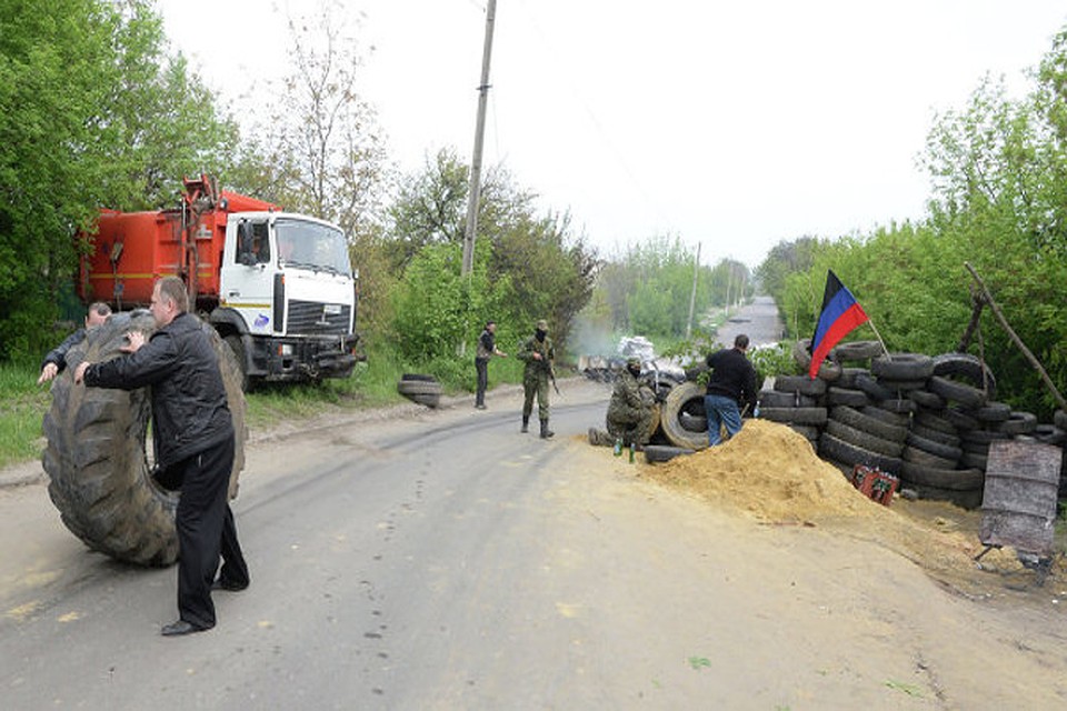 На окраине Славянска начали стрелять
