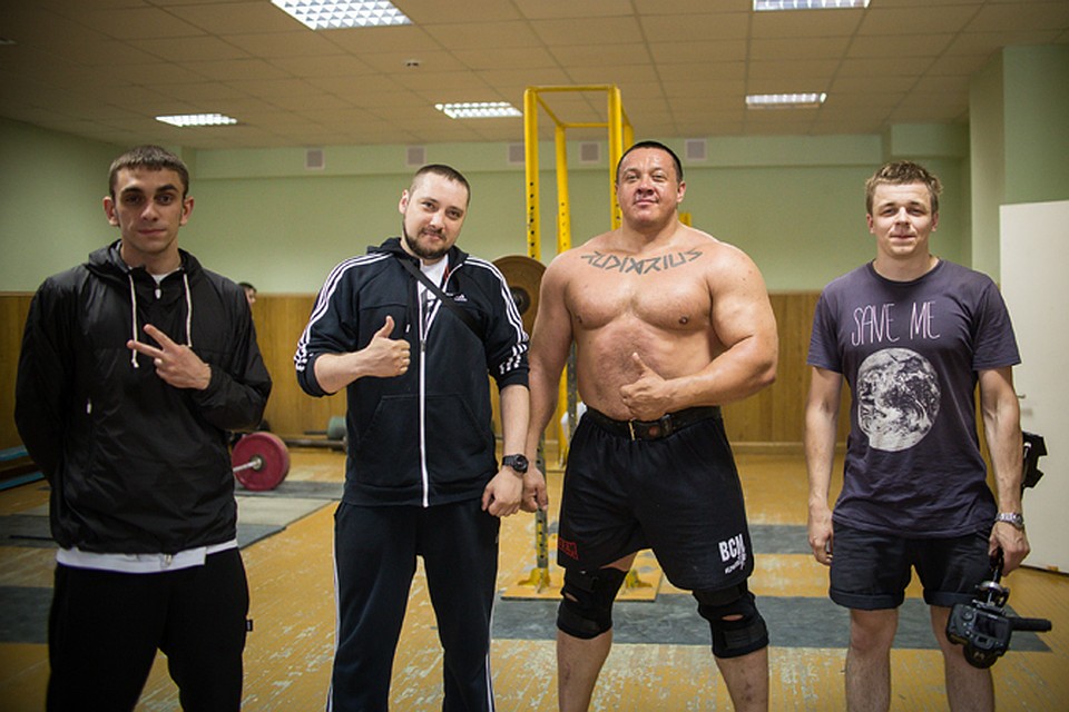 В 2012 году команда выступила на «Первом канале» в проекте «Красная звезда»