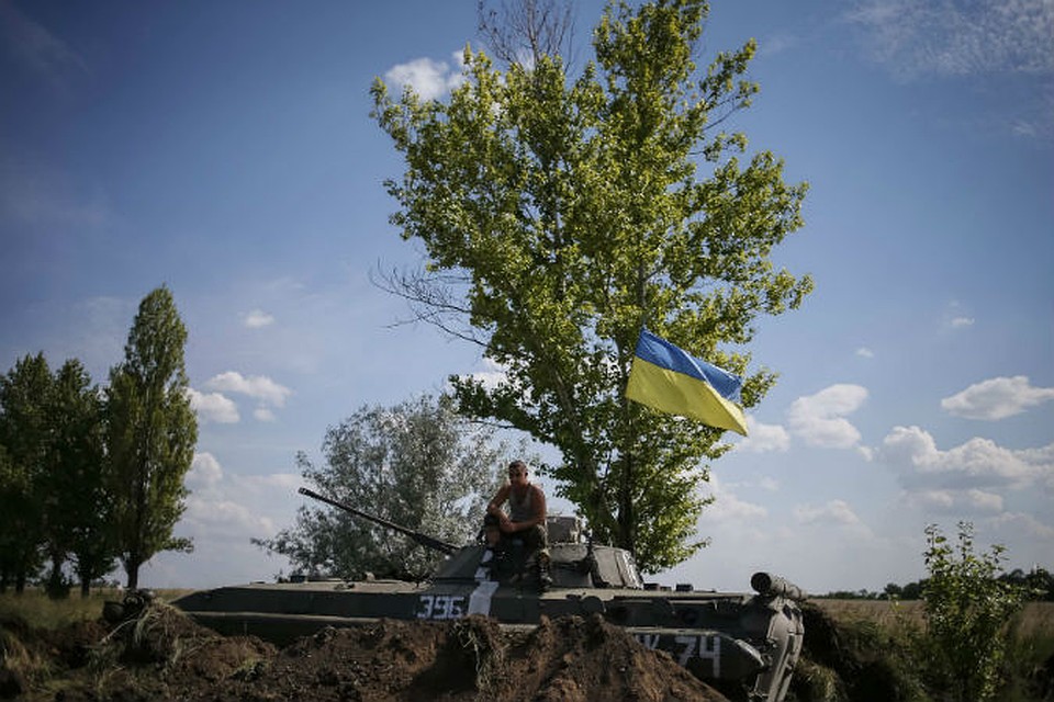 Украинцам надо бы перестать себя оправдывать. Не надо ни с кем себя сравнивать. Просто перестаньте убивать людей.