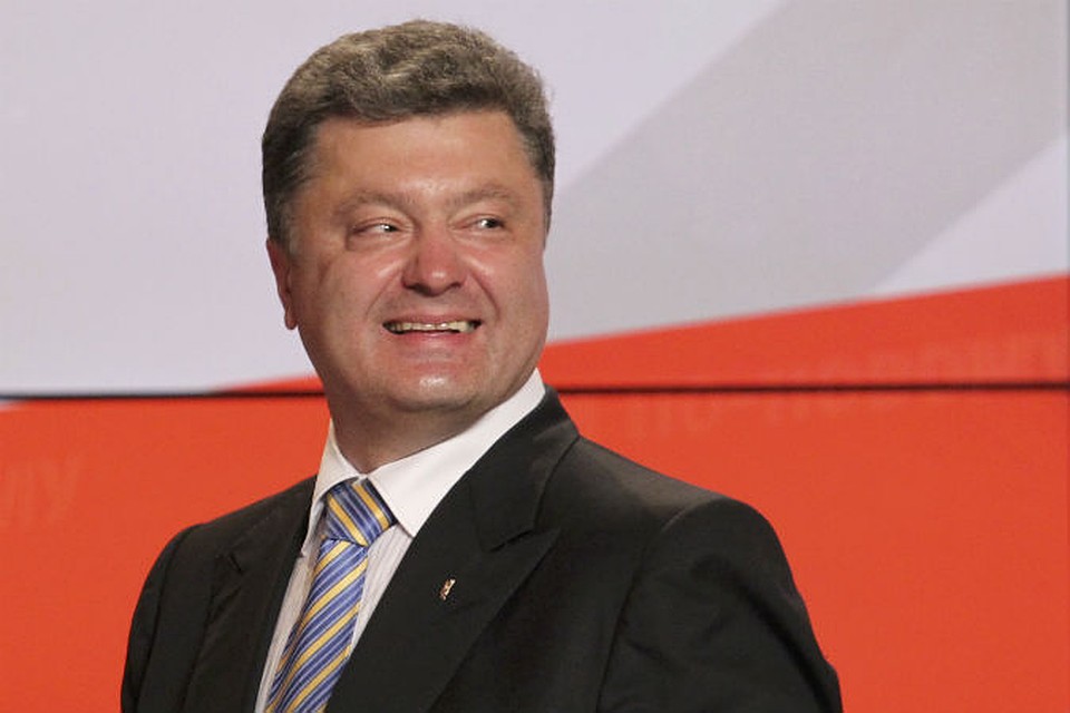 На сайте Порошенко отредактировали сообщение о перемирии
