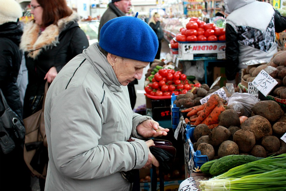 В Саратовской области отпечатали первые продуктовые карточки